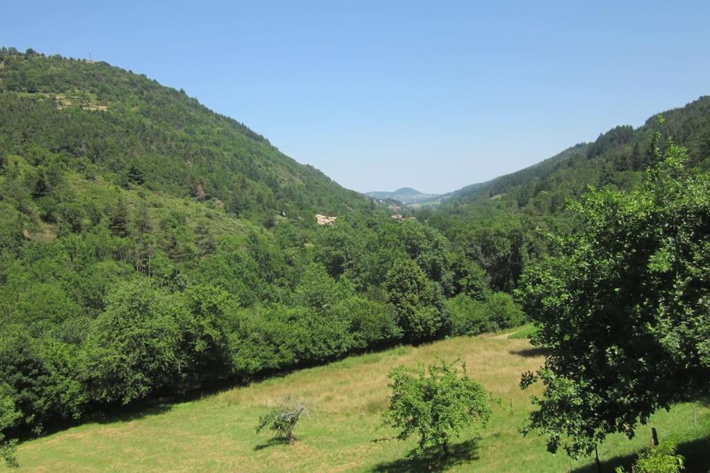 Gite Du Charpentier Vocance Exterior foto